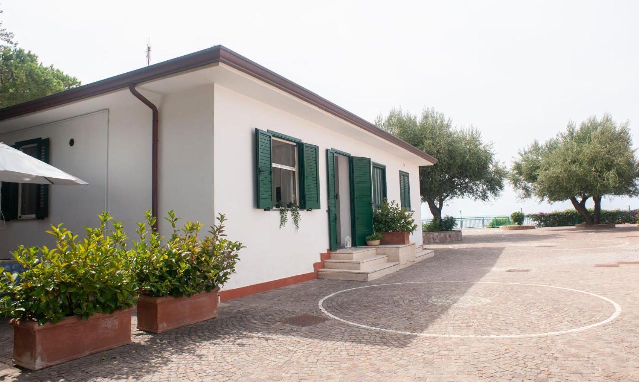 Casa Palinuro Vacanze Fronte Spiaggia Экстерьер фото
